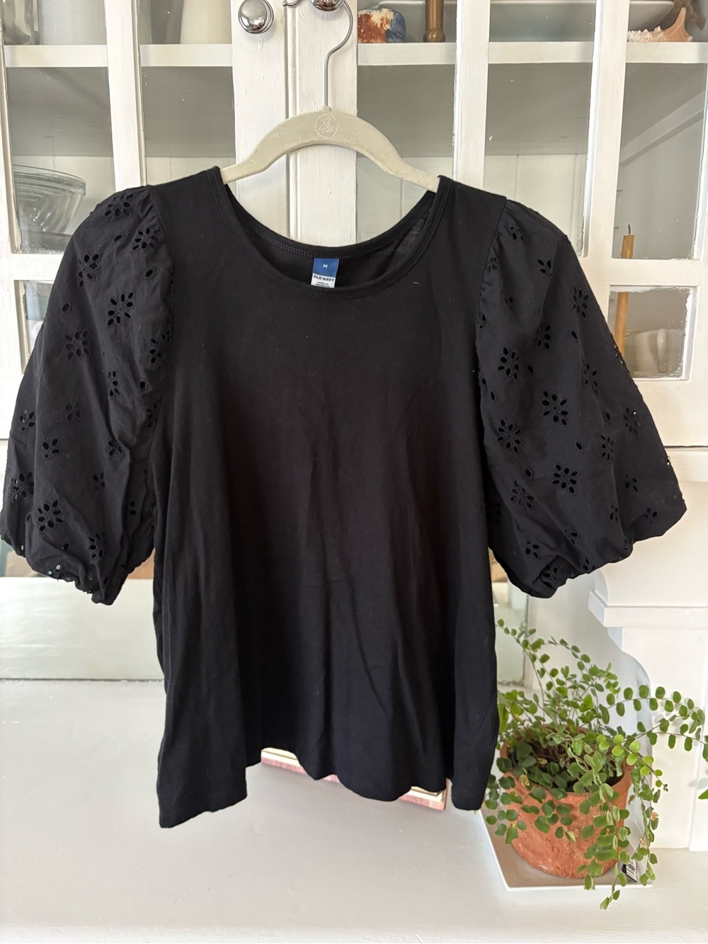 Old Navy Black Puff-Sleeve Eyelet Tee